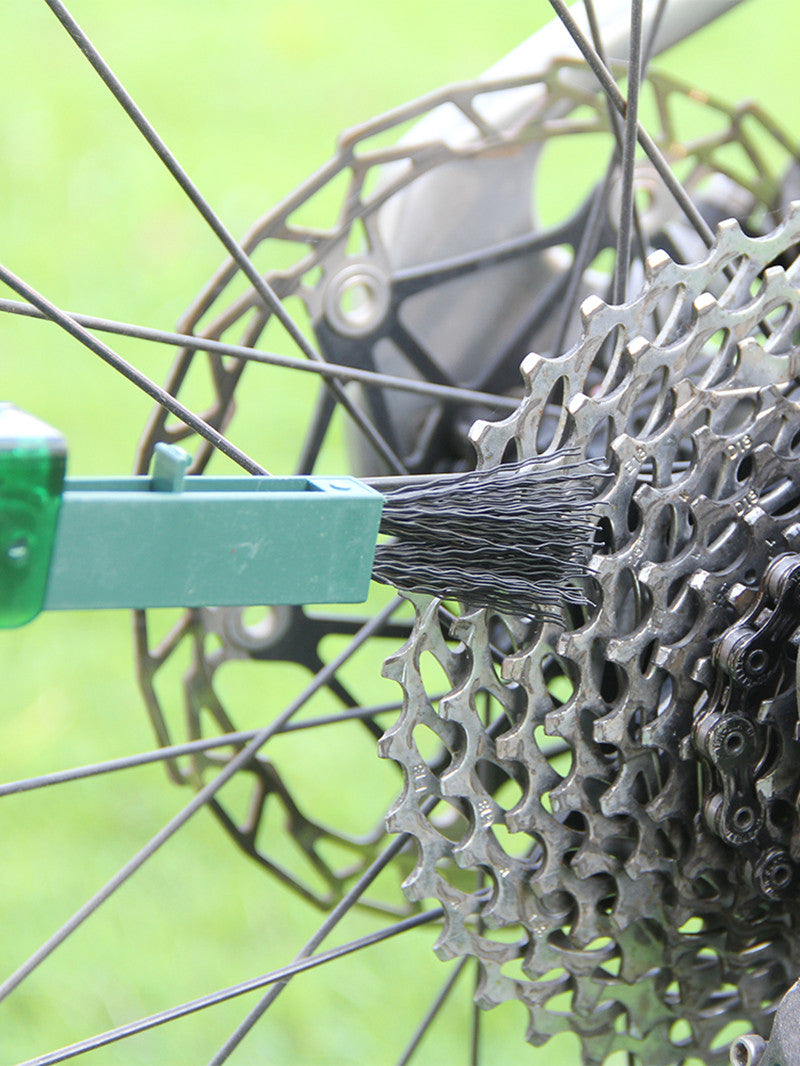 Bike Chain Cleaning Kit for Smooth Performance